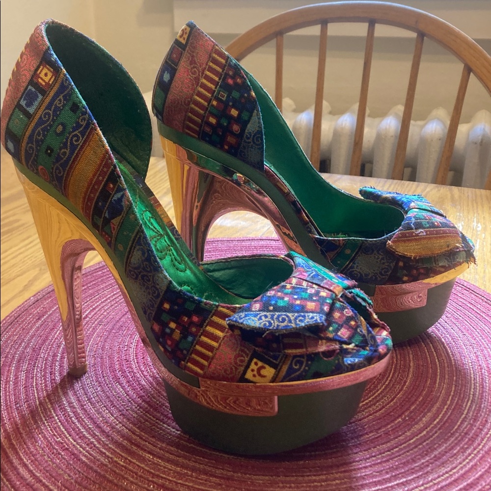 Mona Mia Collection Heels